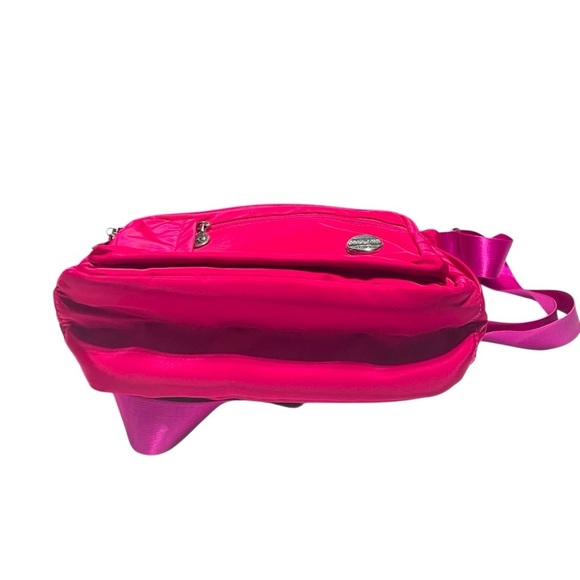 Jiel Shi Water-Resistant Nylon Crossbody/Shoulder Bag Bright Pink - Picture 5 of 13